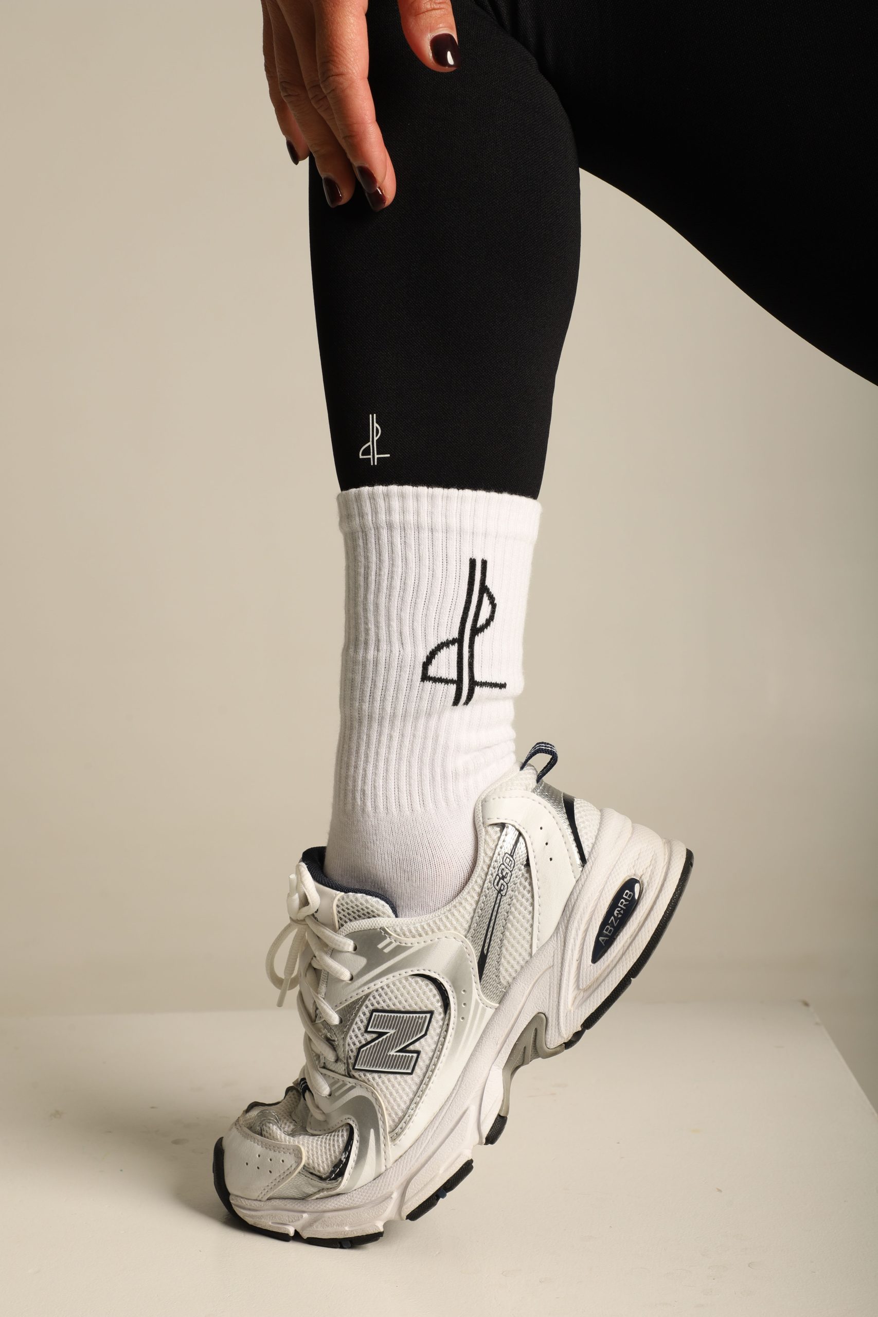IMG_4598 White Socks/ 2 pcs - Image 1