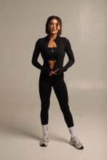 Triple Vibe Black Set - Image 9
