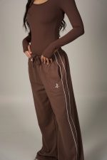 Side Line Mocha joggers - Image 6